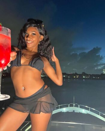Full leaked Edenxgold private onlyfans photo