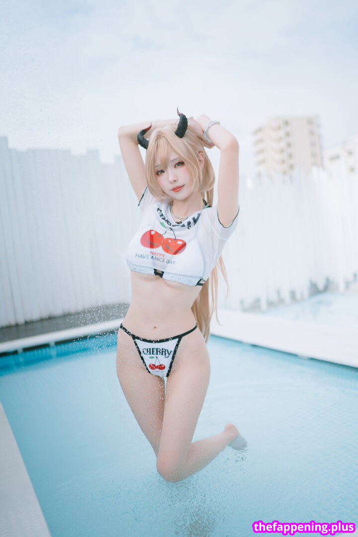 Ely Cosplay / Ely_eee / eeelyeee Nude OnlyFans Photo #377
