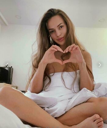 Full leaked Eeemilyyy private onlyfans photo