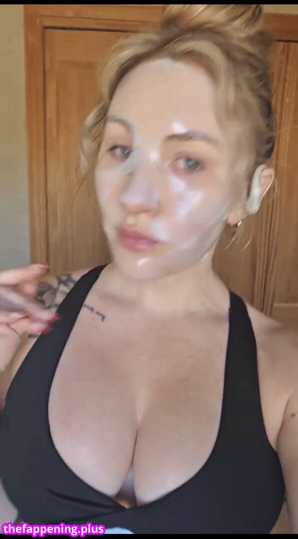 Eeerinleigh / erineeveefree Nude OnlyFans Photo #31