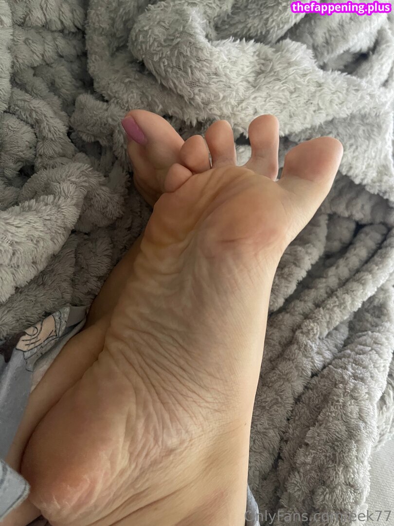 eek77 Fotografie OnlyFans Dezbrăcată #15
