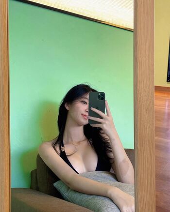 Full leaked Eeu nkyo page private onlyfans photo