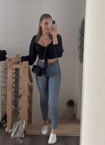 Full leaked Einfach nxna private onlyfans photo