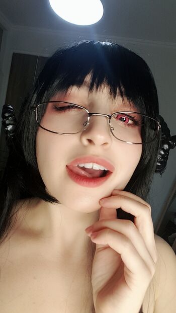 Full leaked Eirone siderious page private onlyfans photo