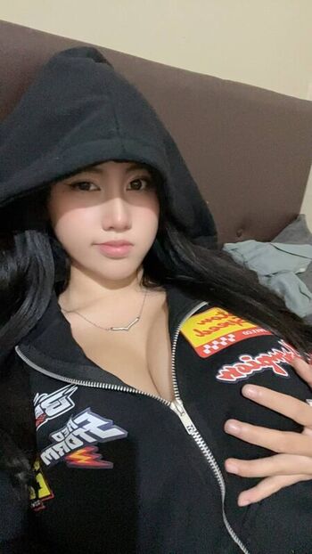 Full leaked Ejahazel private onlyfans photo