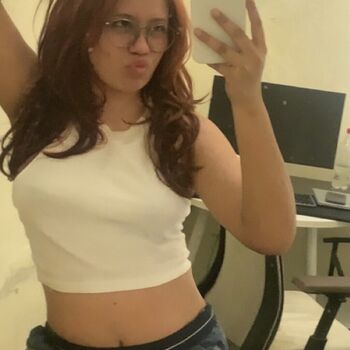 Full leaked Ava max / private onlyfans photo