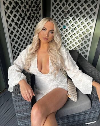 Full leaked El rowlandsxx page private onlyfans photo