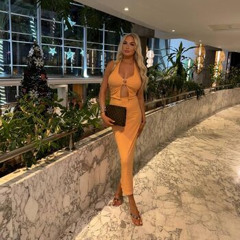 Full leaked El rowlandsxx private onlyfans photo