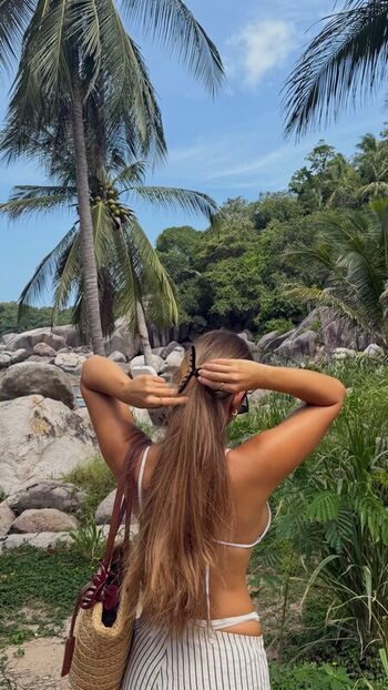Full leaked Ela be eri private onlyfans photo