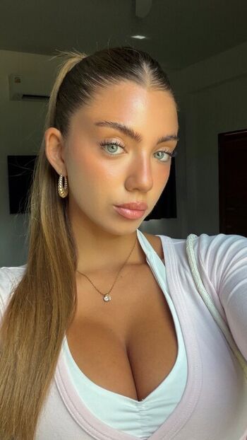 Full leaked Ela be eri private onlyfans photo
