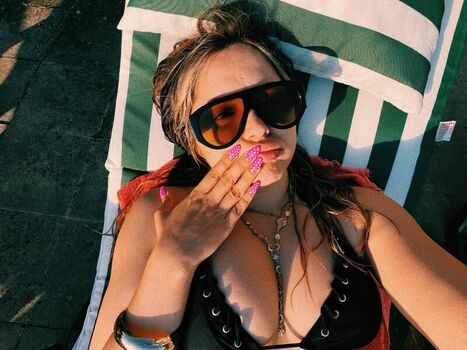 Full leaked Elanur private onlyfans photo
