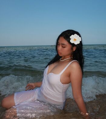 Full leaked Elara lyyy private onlyfans photo