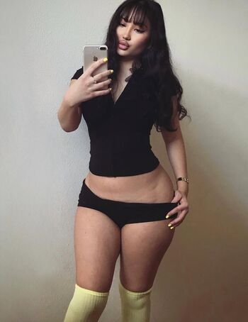 Full leaked Elara private onlyfans photo