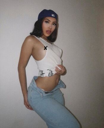Full leaked Elara private onlyfans photo
