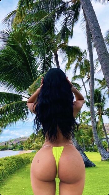 Full leaked Elara private onlyfans photo