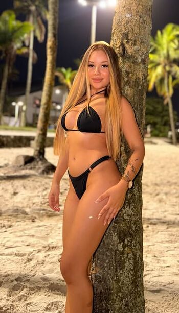Elayne Moura