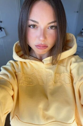 Elena Moya