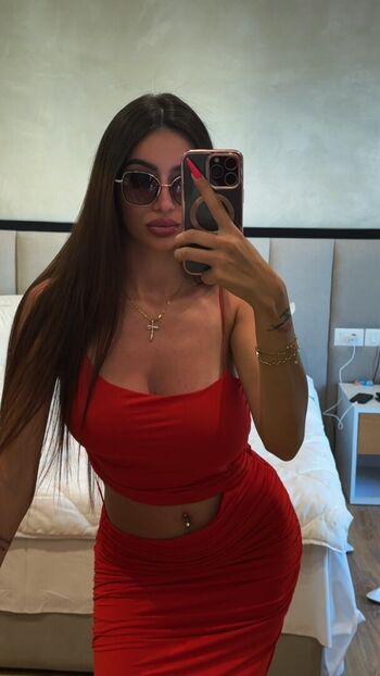 Full leaked Elena tdrr private onlyfans photo