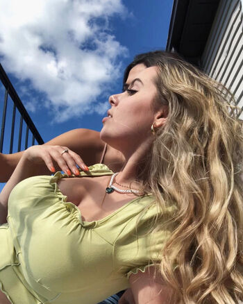Full leaked Eleni brunelle private onlyfans photo