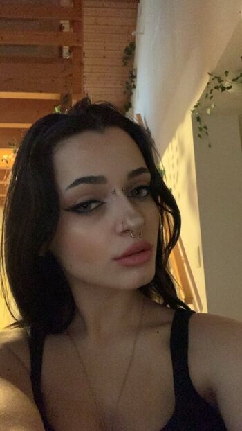 Full leaked Elfyhsq private onlyfans photo