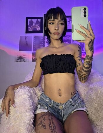 Full leaked Elha black page private onlyfans photo