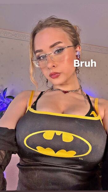 Full leaked Elina twich private onlyfans photo