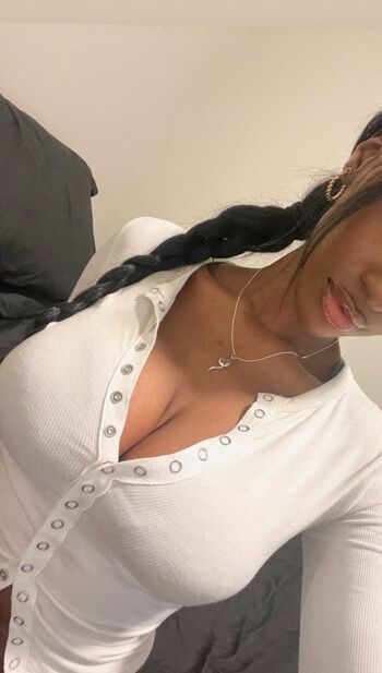 Full leaked Elinda san  page private onlyfans photo