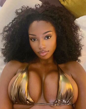 Full leaked Elindasan private onlyfans photo