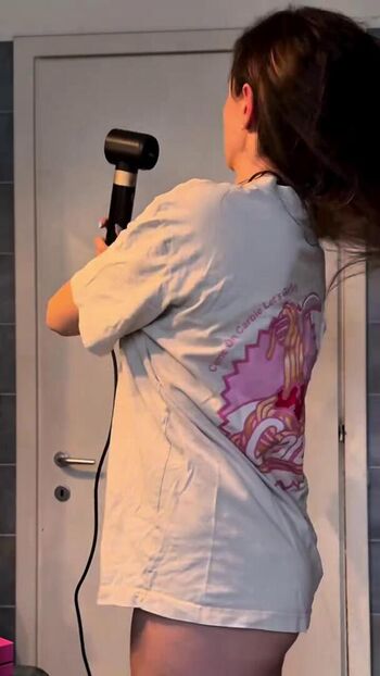 Full leaked Elisa santinon private onlyfans photo