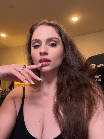 Full leaked Elisabeth marchini private onlyfans photo