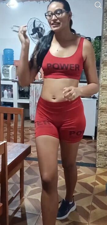 Full leaked Elisane oficial private onlyfans photo