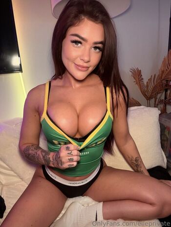 Full leaked Elise jean private onlyfans photo