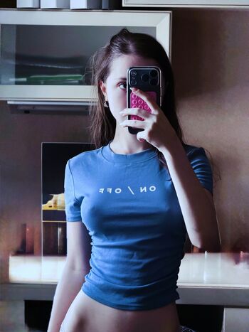 Elissa Selen