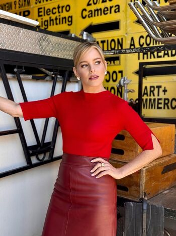 Full leaked Elizabeth banks page private onlyfans photo