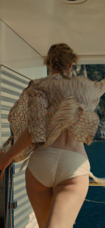 Elizabeth Debicki