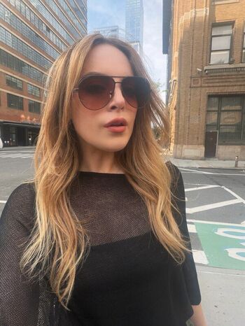 Elizabeth Gillies