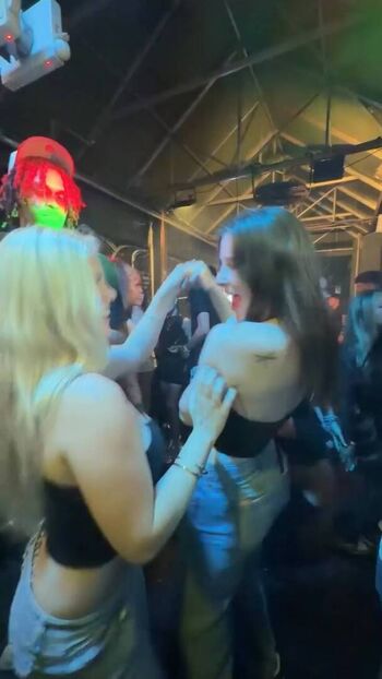 Full leaked Elizabeth graham private onlyfans photo