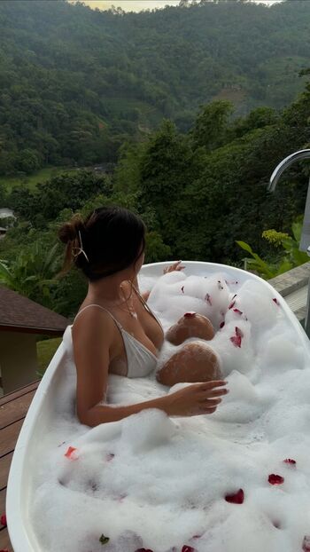 Full leaked Elizabethxpang private onlyfans photo