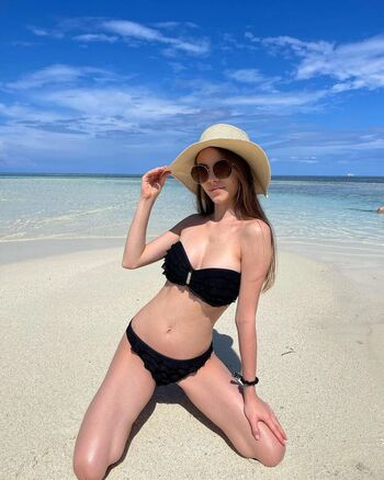 Full leaked Elizavetabom private onlyfans photo