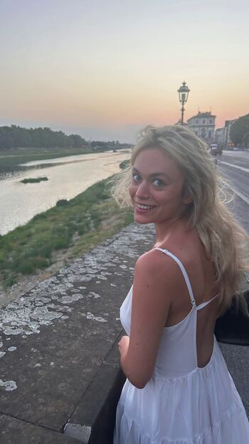 Full leaked Ella ballentine private onlyfans photo