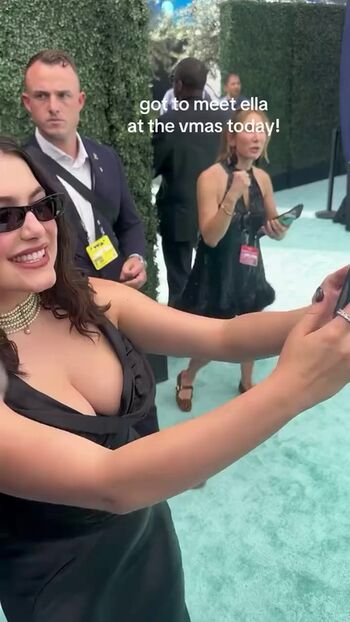 Full leaked Ella bright page private onlyfans photo