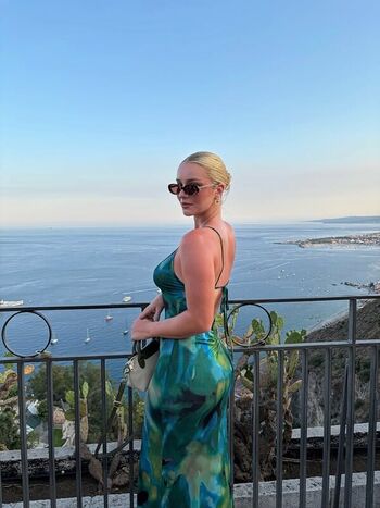 Full leaked Ella georgiia private onlyfans photo