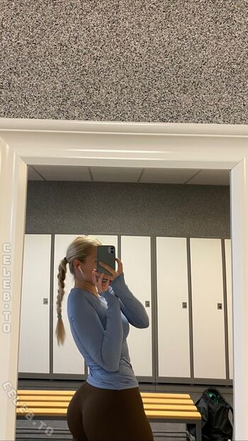 Full leaked Ella kania private onlyfans photo