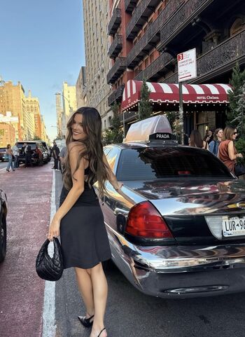 Full leaked Ella mendelsohn page private onlyfans photo