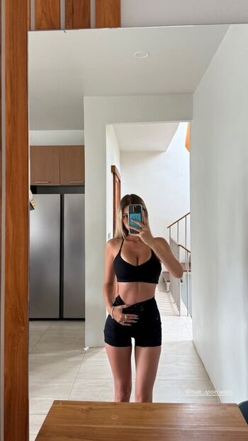 Full leaked Ella netzer private onlyfans photo