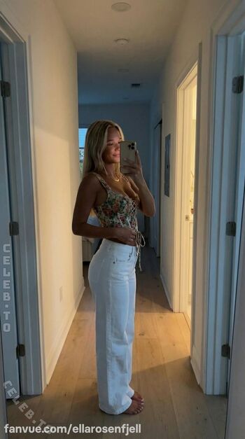 Full leaked Ella rosenfjell page private onlyfans photo