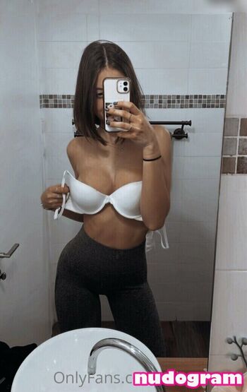Full leaked Ella valerius private onlyfans photo