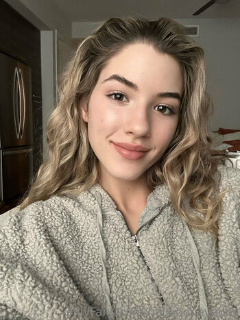 Full leaked Ellaandersonxoxo private onlyfans photo