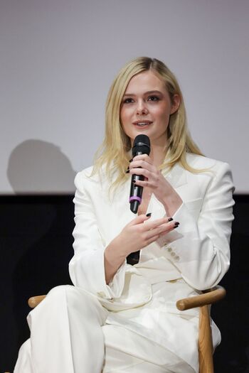 Elle Fanning