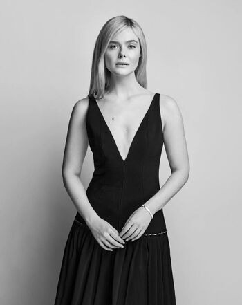 Full leaked Elle fanning page private onlyfans photo